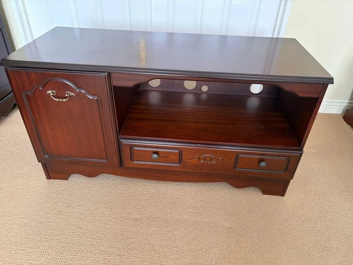 Rossmore Mahogany TV Unit / Storage Cabinet - Image 1