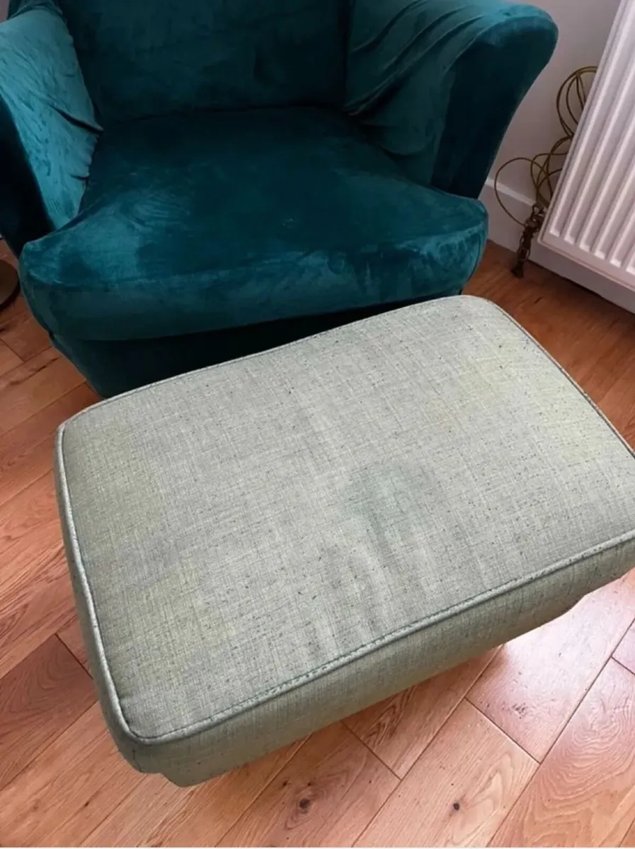 Armchair with footstool and cover - Image 3