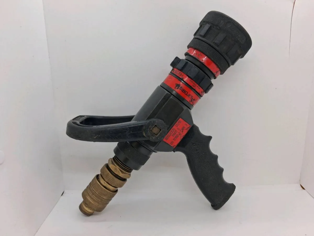 Postage - Nozzle 1 AKRON STYLE 1702 Turbojet- - Image 1