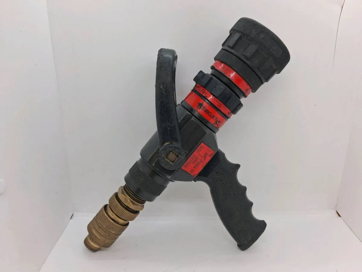 Postage - Nozzle 1 AKRON STYLE 1702 Turbojet- - Image 4