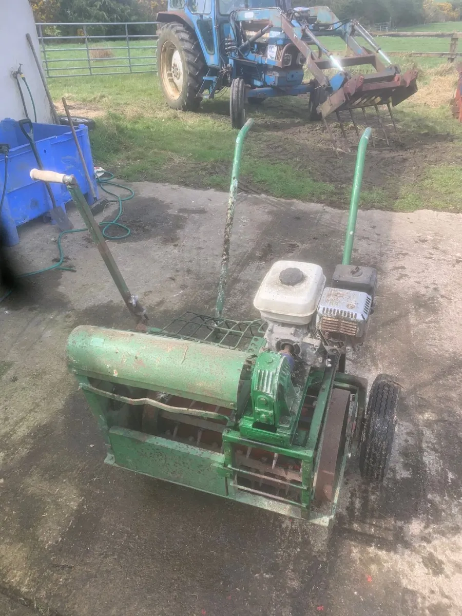 Farm machinery - Image 1