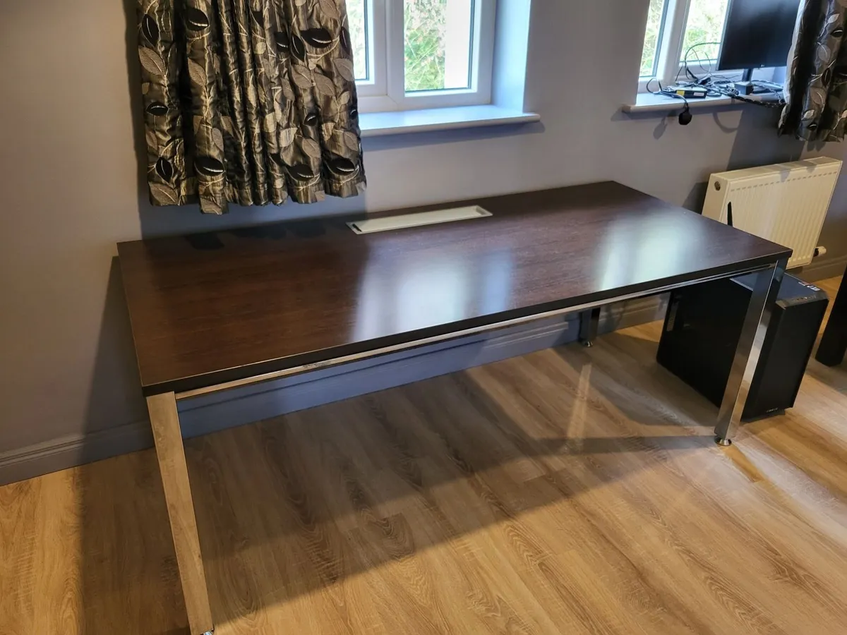 Executive Desk (180x80cm) - Image 1