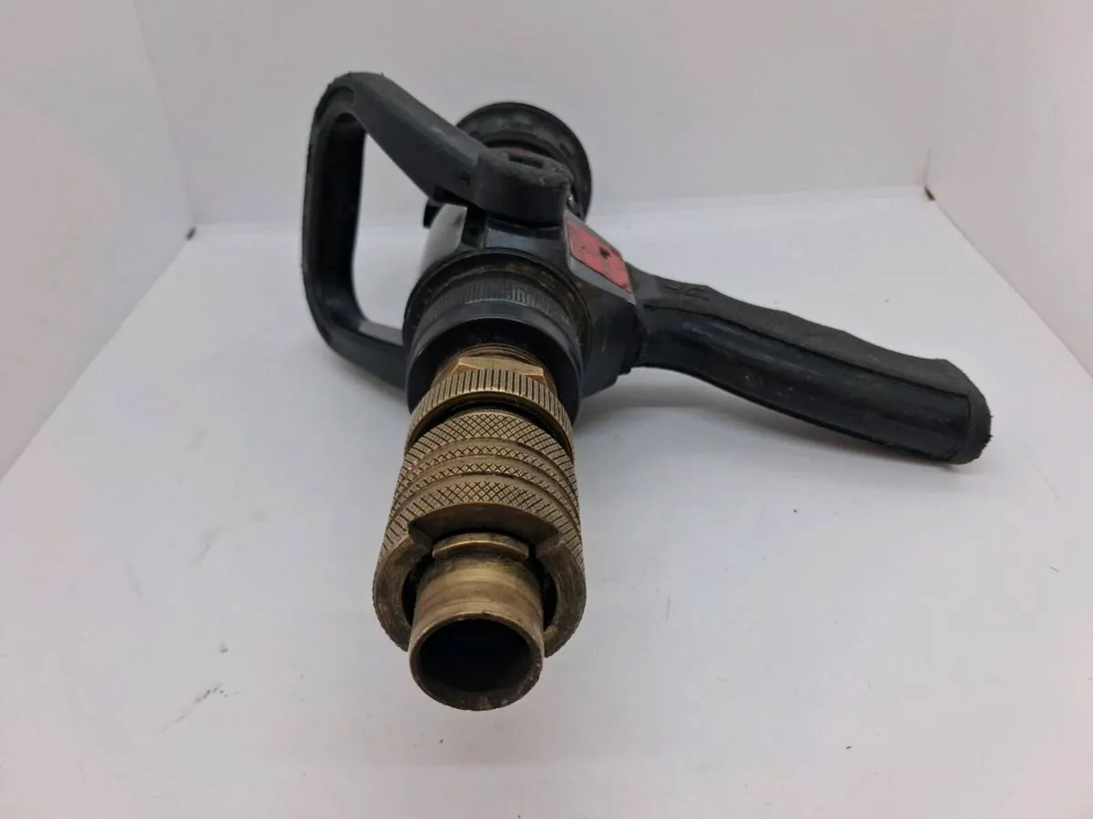 Postage - Nozzle 2 AKRON STYLE 1702 Turbojet- - Image 3