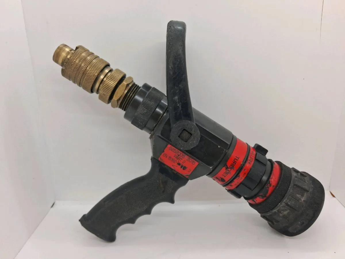 Postage - Nozzle 2 AKRON STYLE 1702 Turbojet- - Image 4