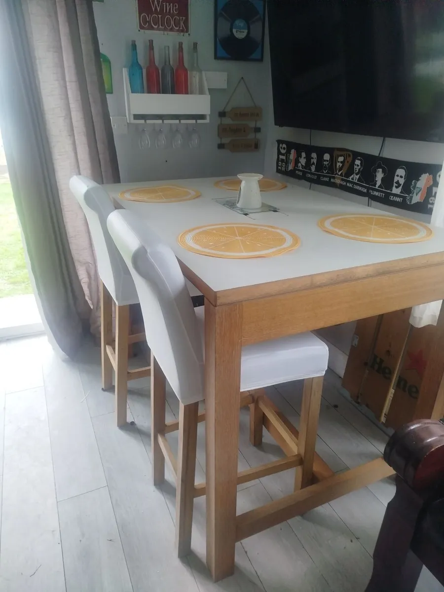 High table and 2 stools - Image 3
