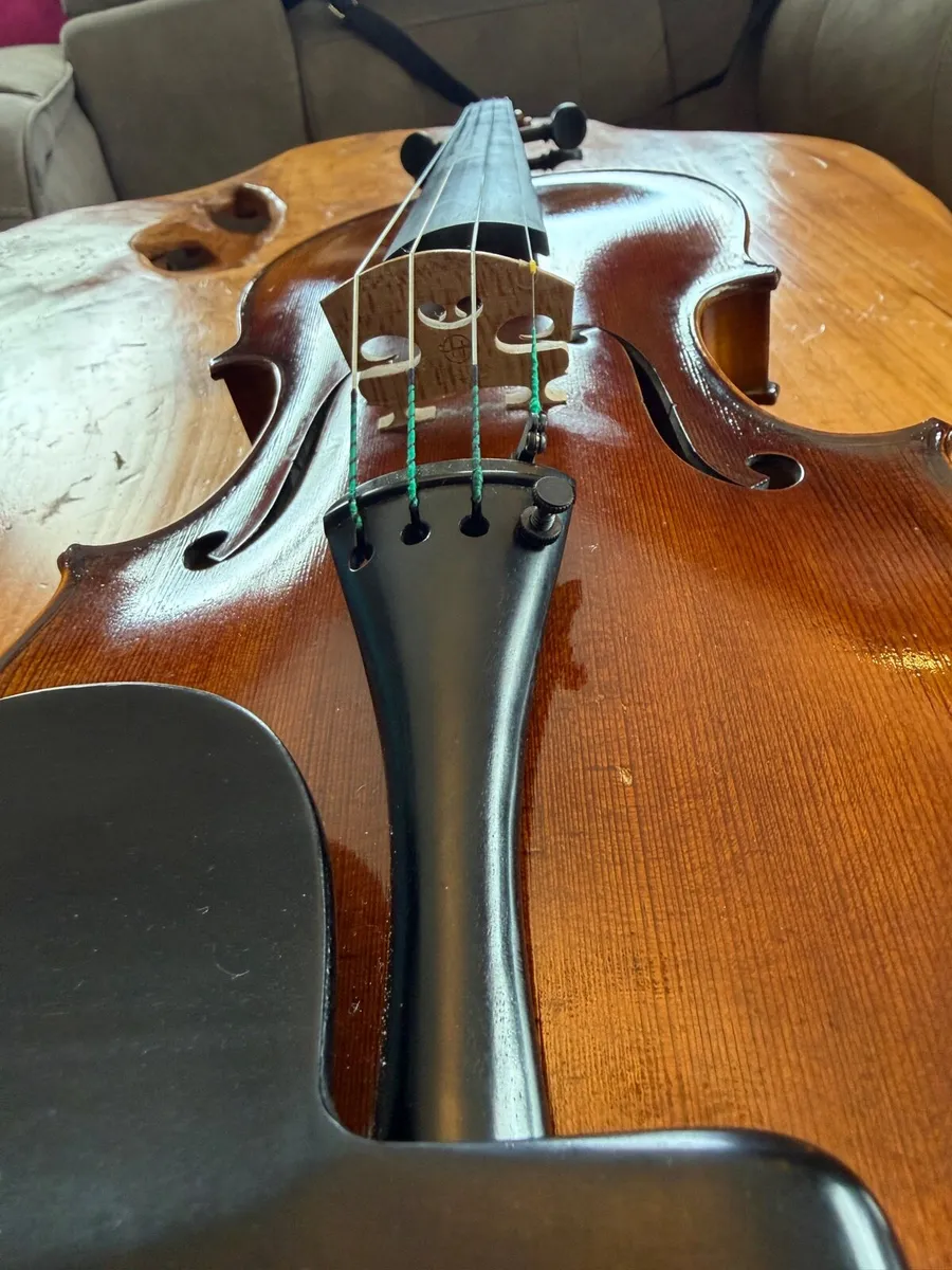 Violin - Image 2