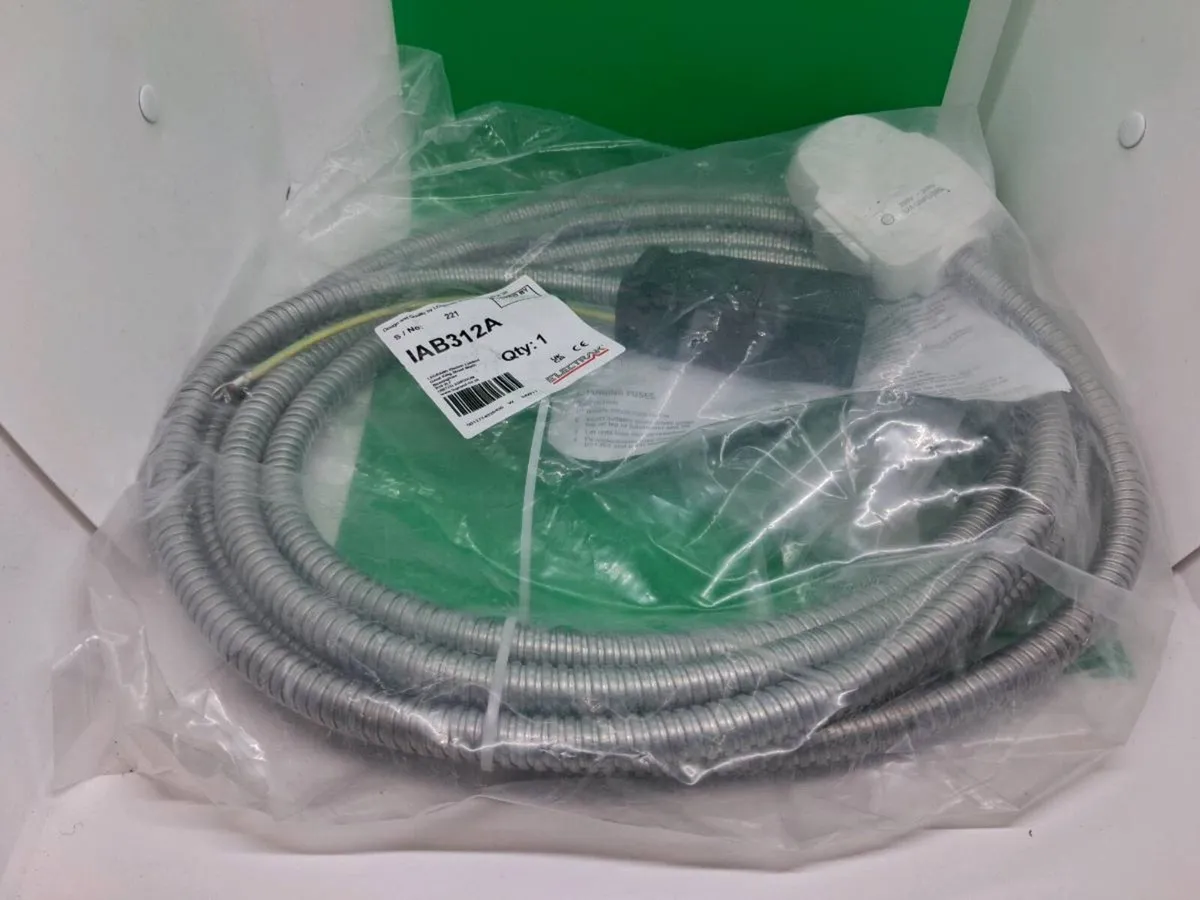 Postage - Electrak IAB312A 32Amp Feed Module 5mtr - Image 2