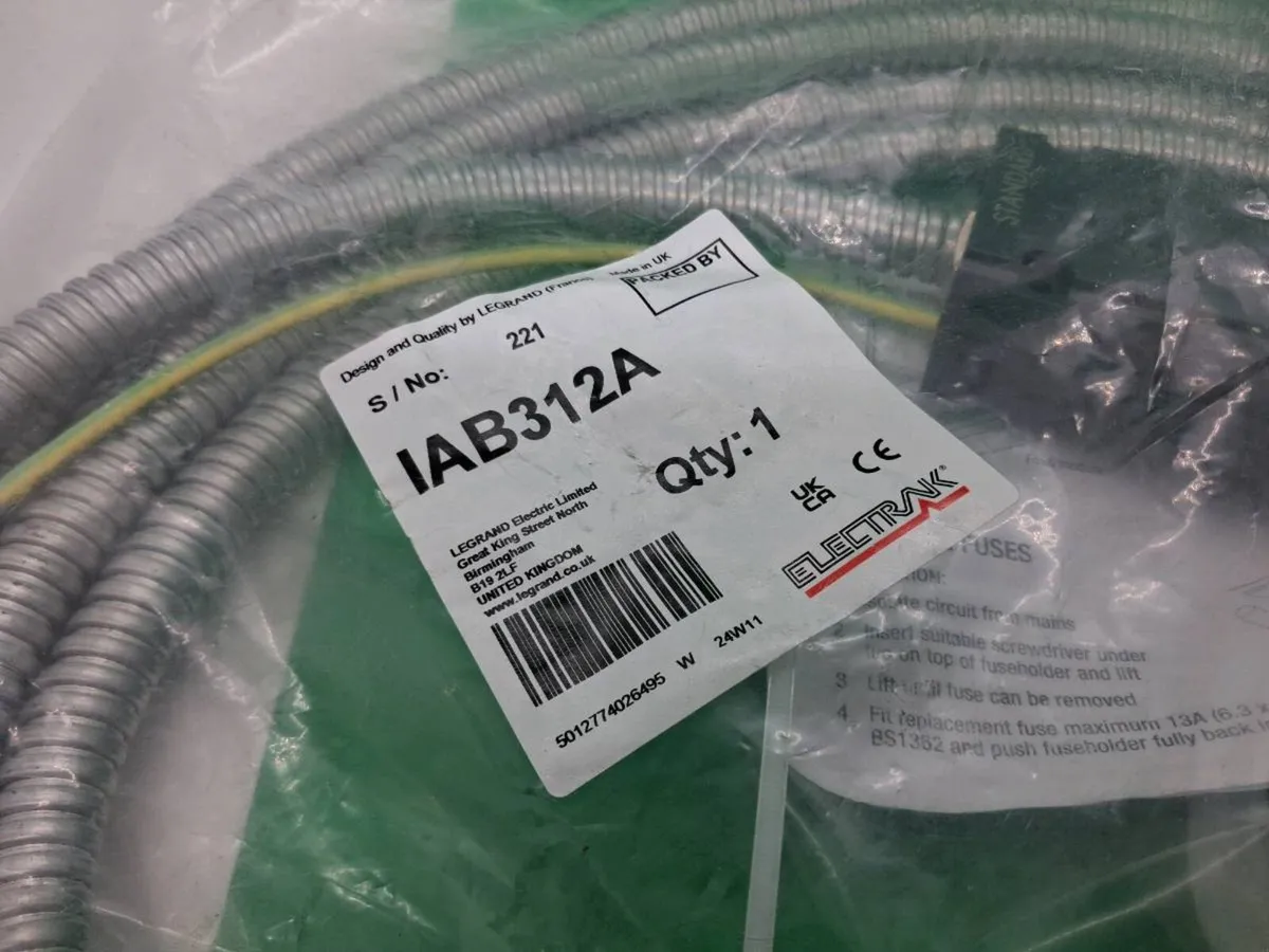 Postage - Electrak IAB312A 32Amp Feed Module 5mtr - Image 3