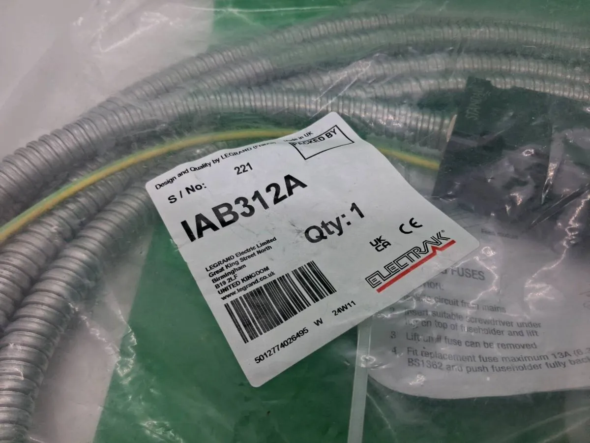 Postage - Electrak IAB312A 32Amp Feed Module 5mtr - Image 4