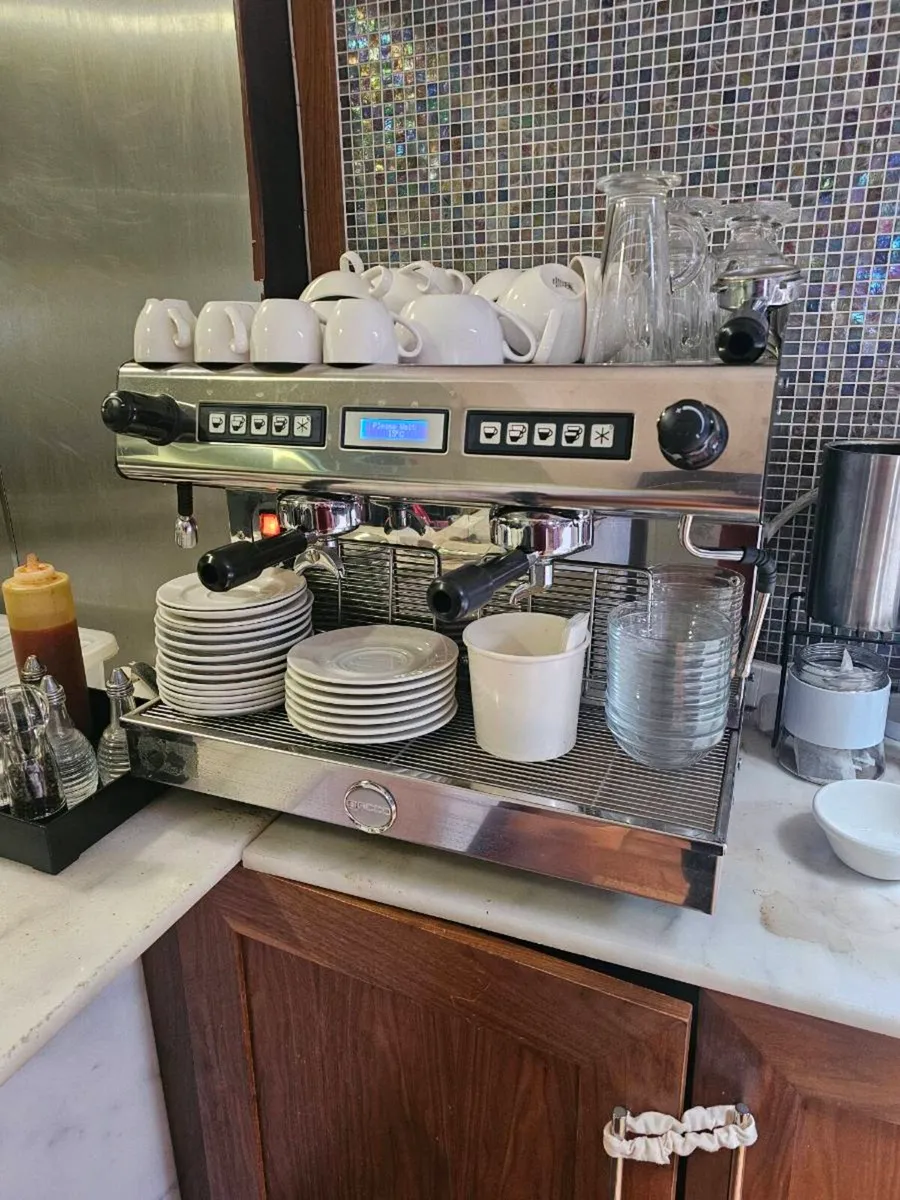 Commercial Coffee Machine & Grinder