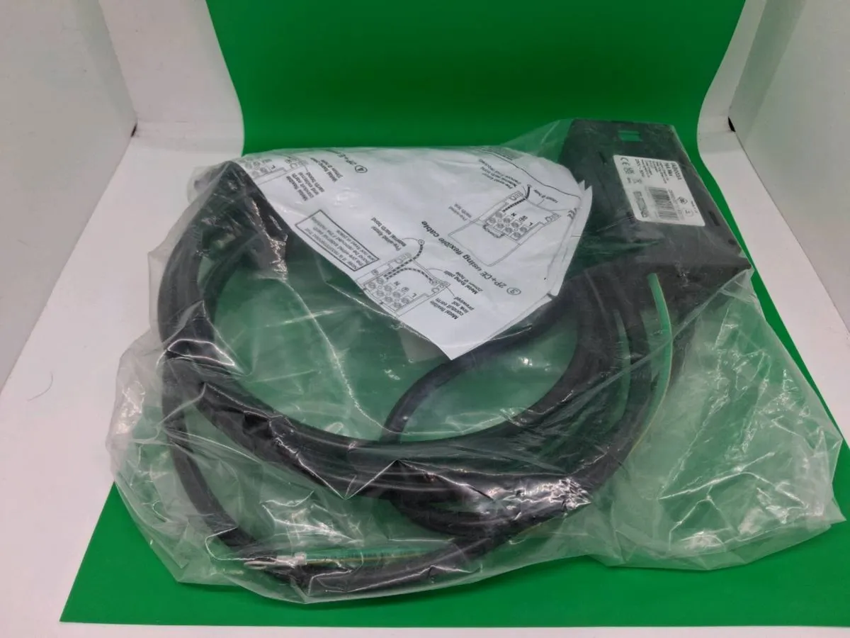 Postage - 2 x  Electrak IAB003A , 13A to 16A Feed - Image 2