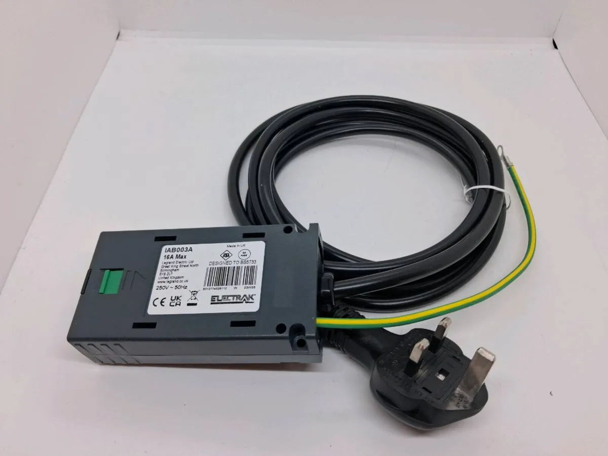 Postage - 2 x  Electrak IAB003A , 13A to 16A Feed - Image 1