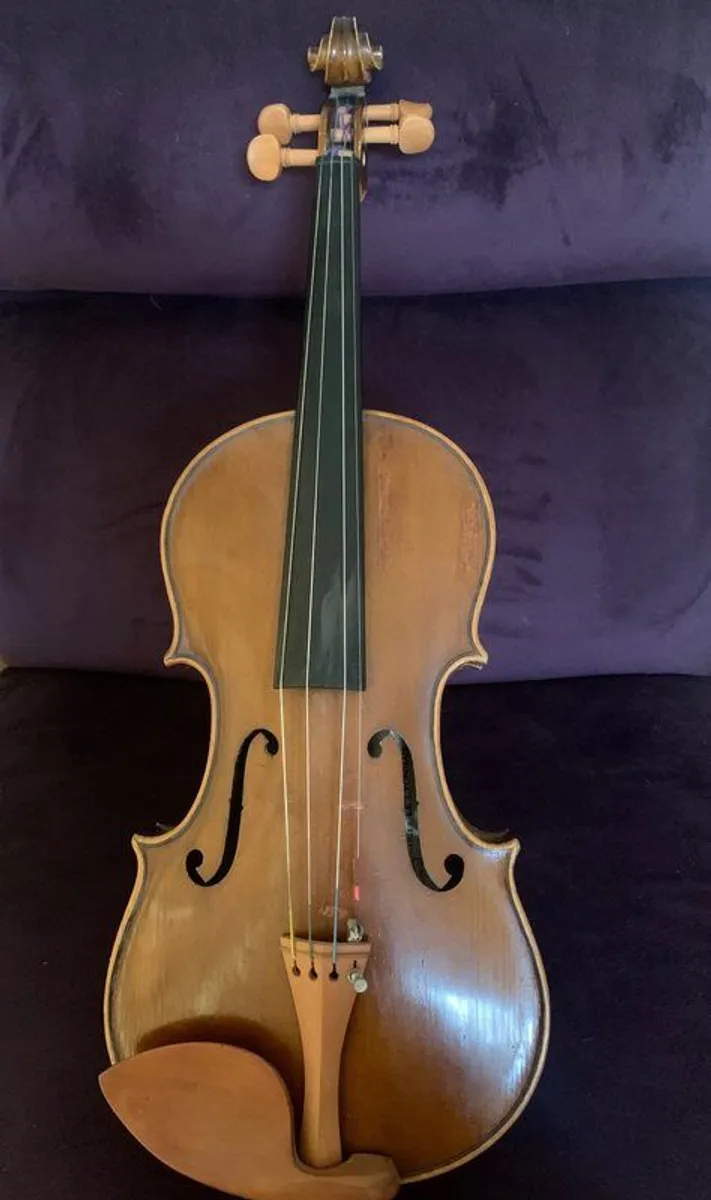 Violin - Image 3