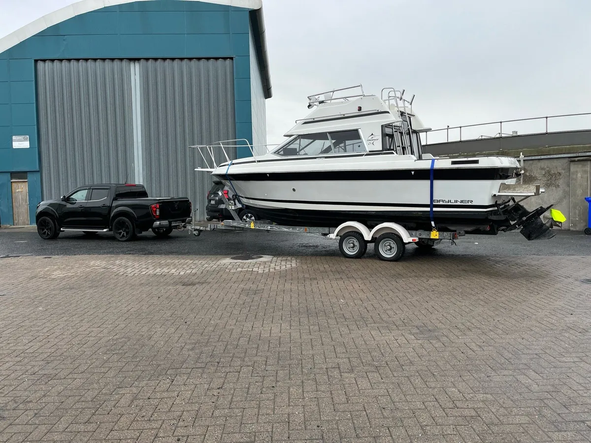 Bayliner 2556 flybridge - Image 4
