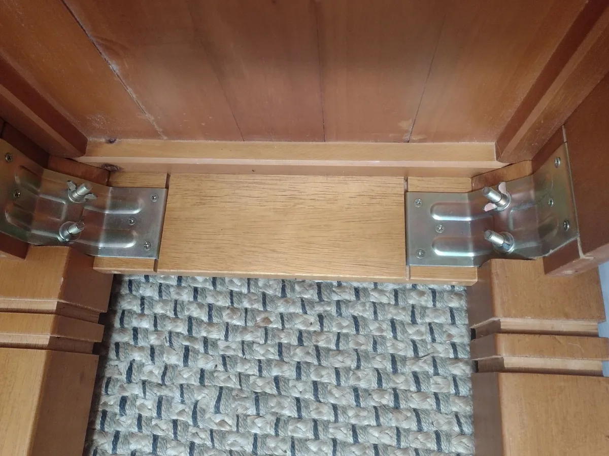 Solid wood coffee table/ TVstand - Image 4