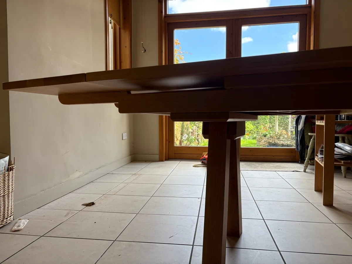 Solid Oak Extendable Table (Fineline) - Image 4