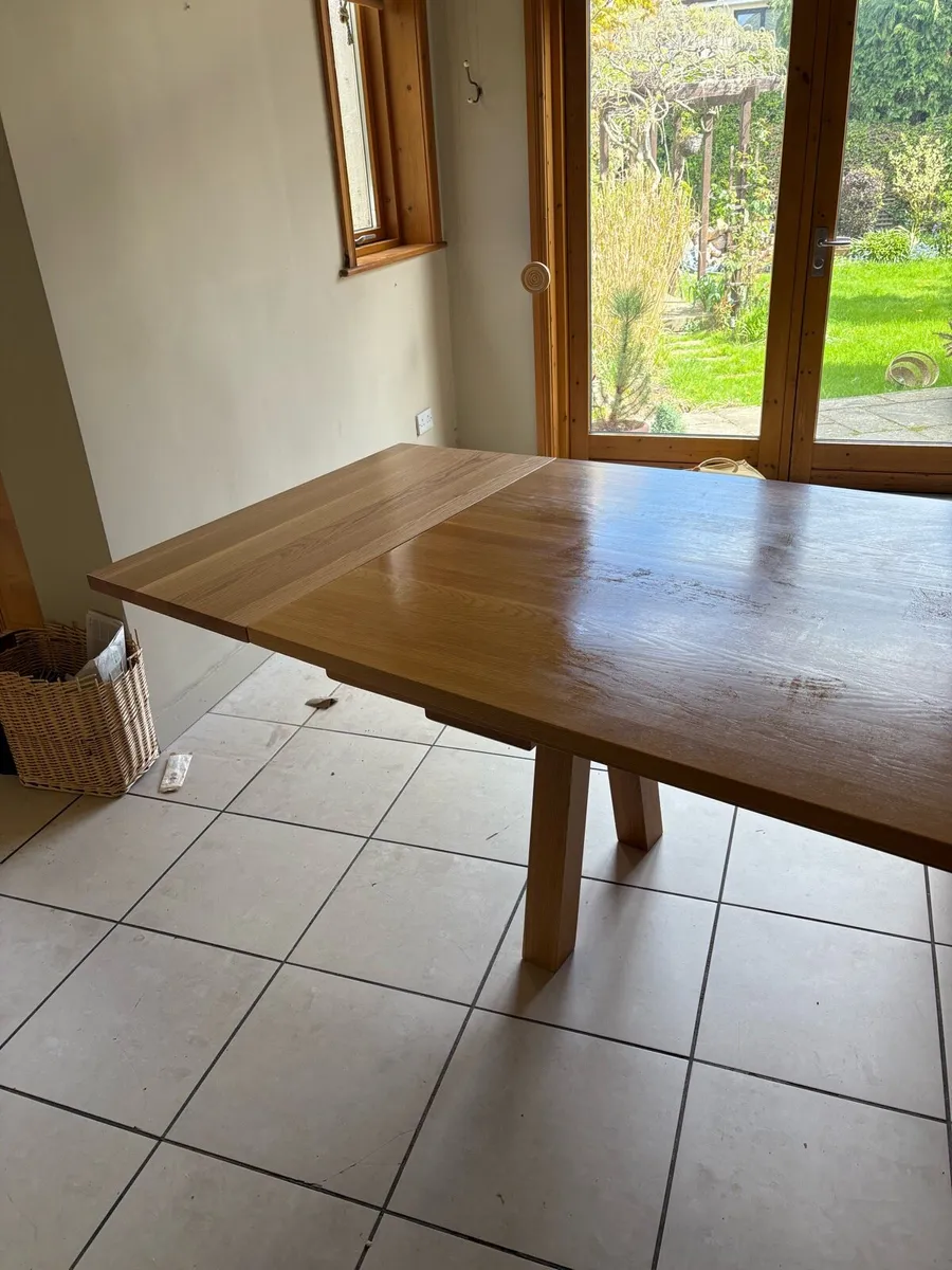 Solid Oak Extendable Table (Fineline) - Image 3