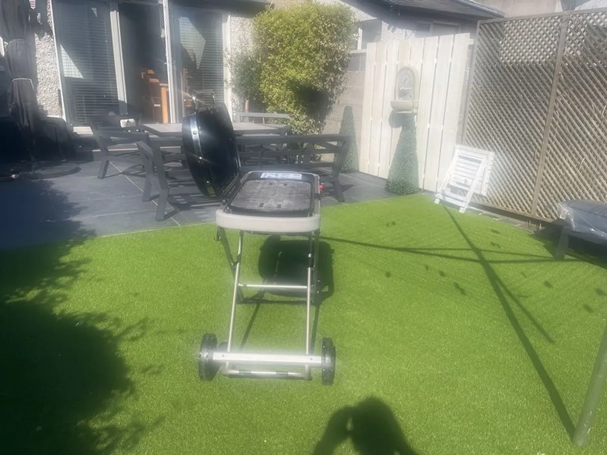 Weber traveler BBQ - Image 3