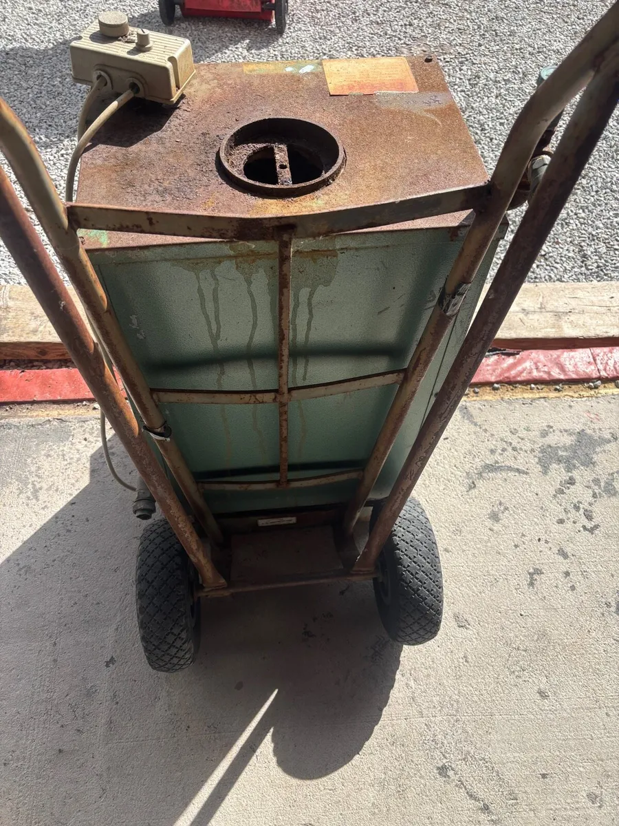 Oil burner - Image 2