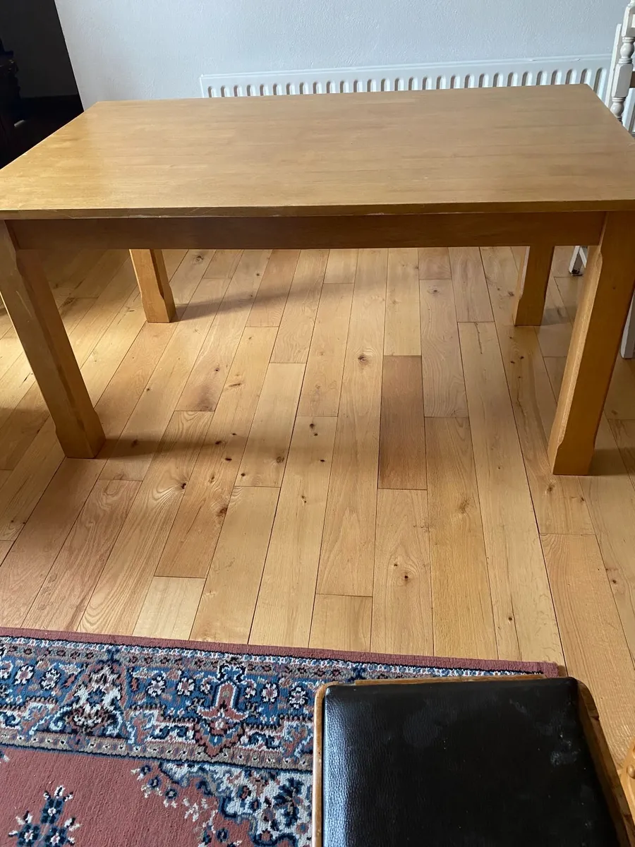 Solid Oak Dining Table.