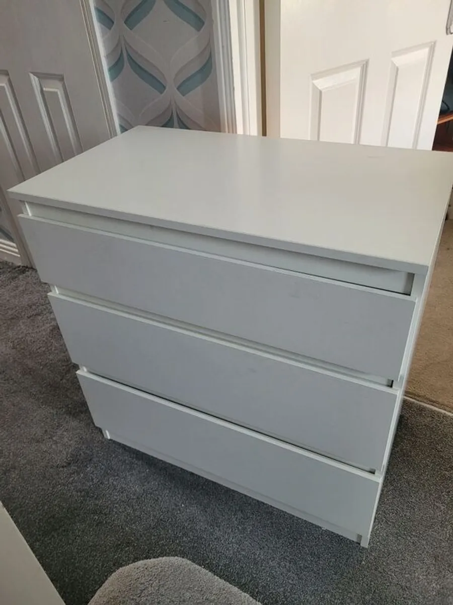 malm chest x 2 - Image 1