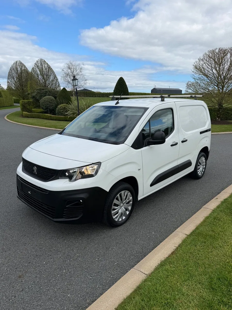 IRISH PLATES €9995 NO VAT ✅ 2021 PEUGEOT PARTNER - Image 2