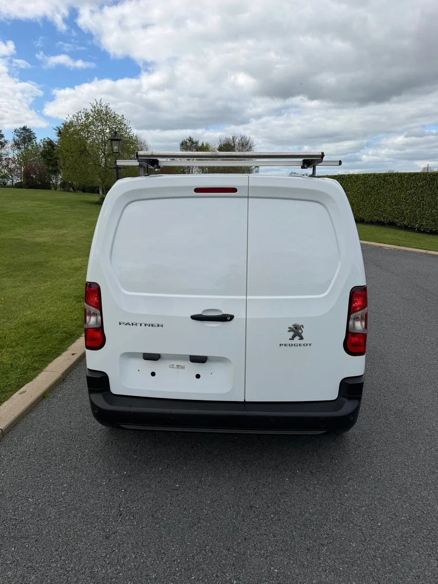 IRISH PLATES €9995 NO VAT ✅ 2021 PEUGEOT PARTNER - Image 4