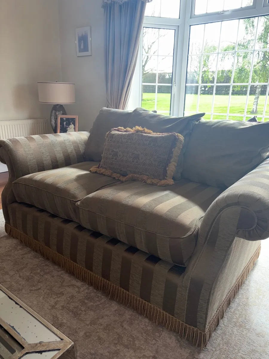 2 x Couches €200 ONO - Image 2