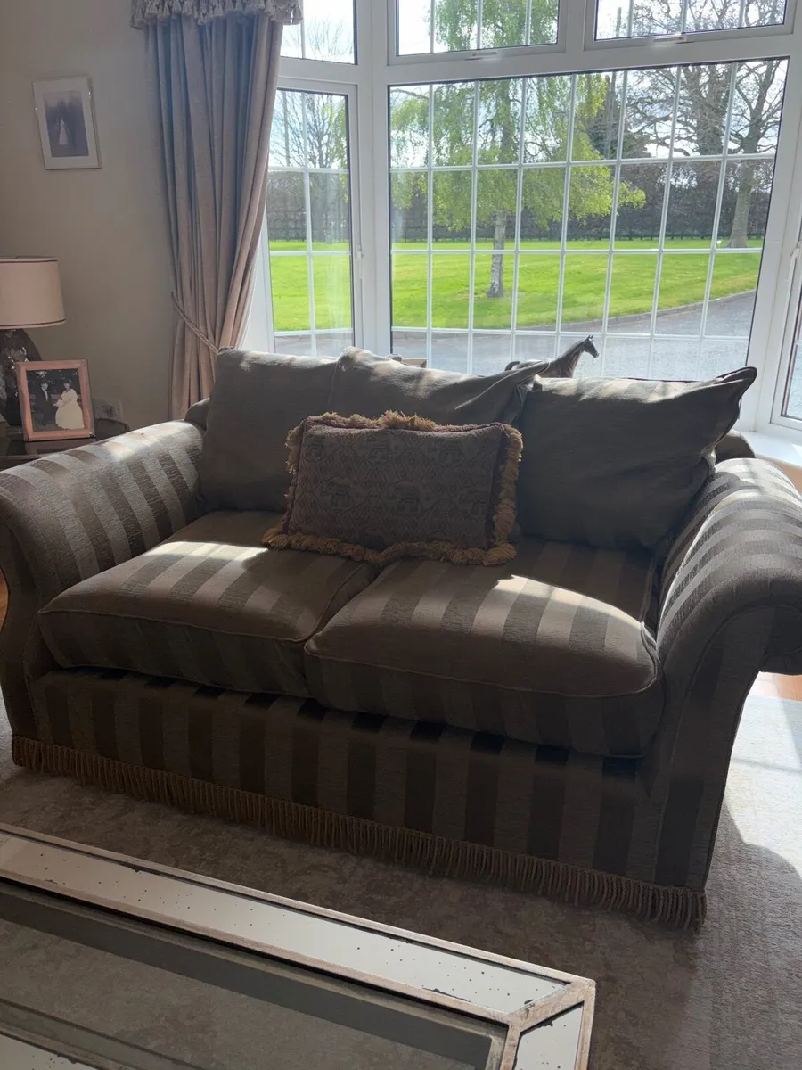 2 x Couches €200 ONO - Image 3