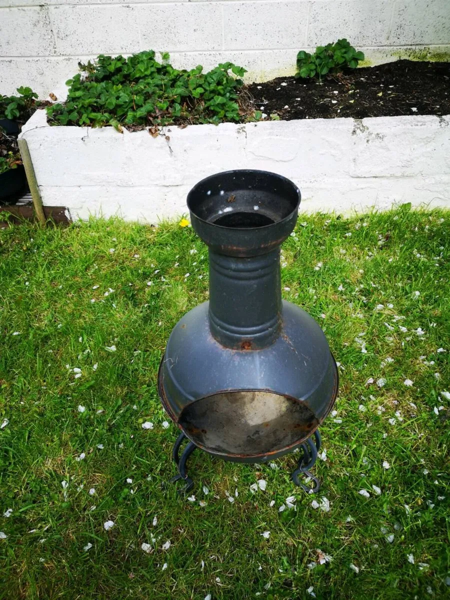 Chimnea fire pit - Image 1
