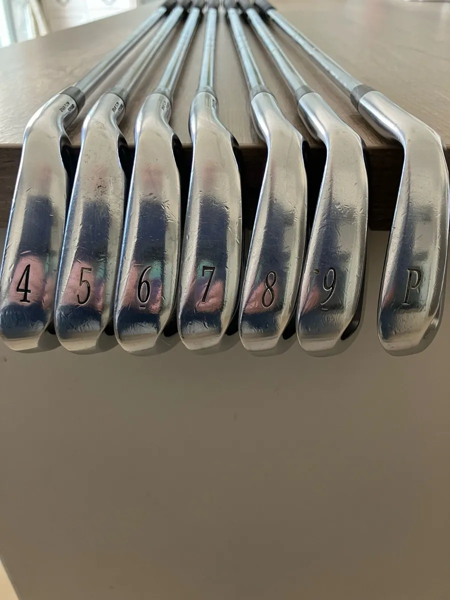 Mizuno Mx23 forged irons 4-pw, stiff - Image 1