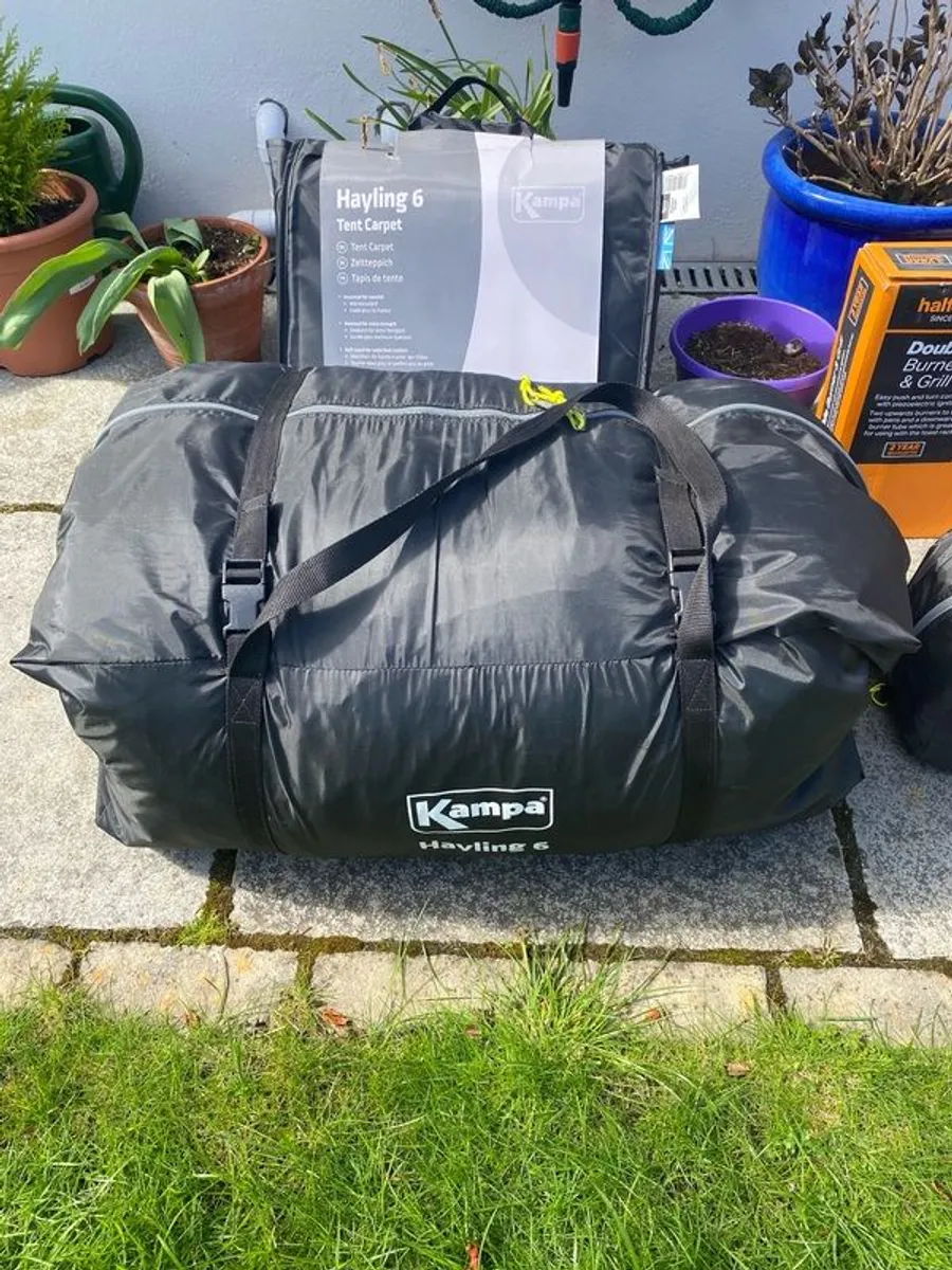 Camping equipment - Image 4