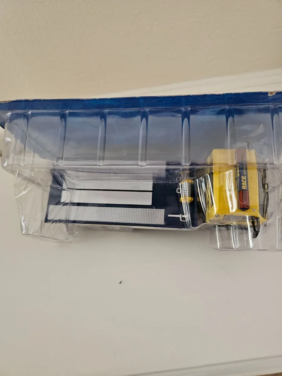 Corgi Atlas Car Transporter Recovery Truck - Image 2