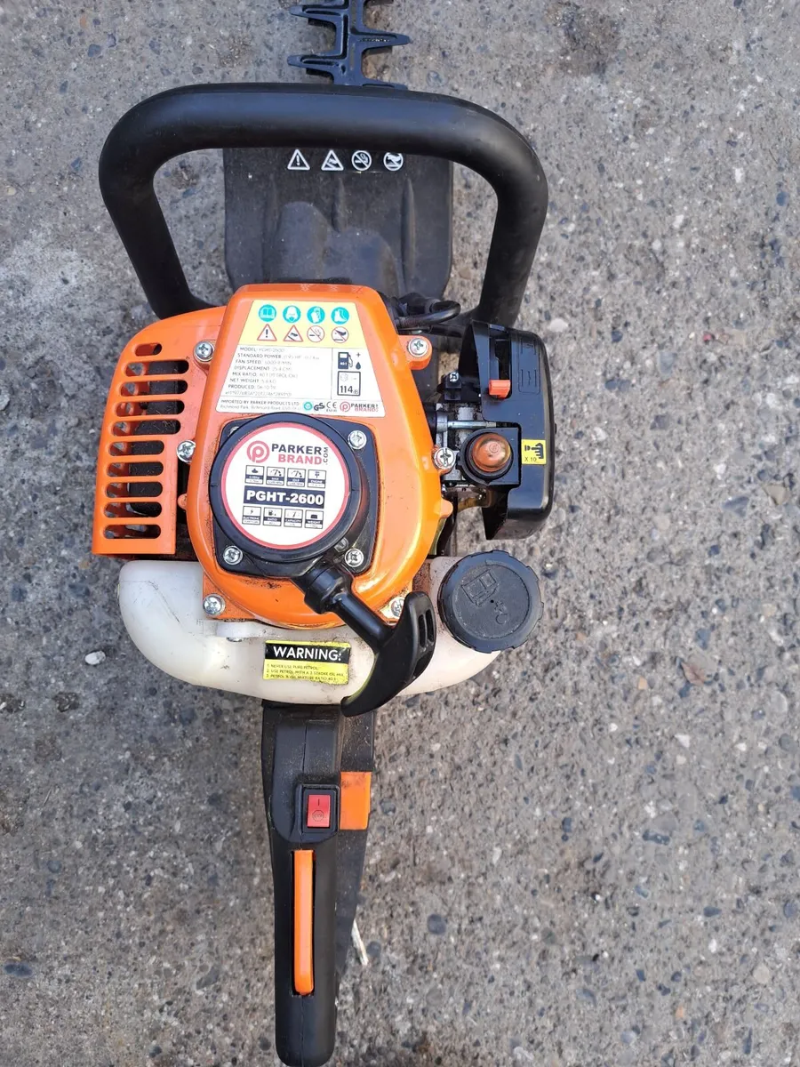 Hedge trimmer - Image 1