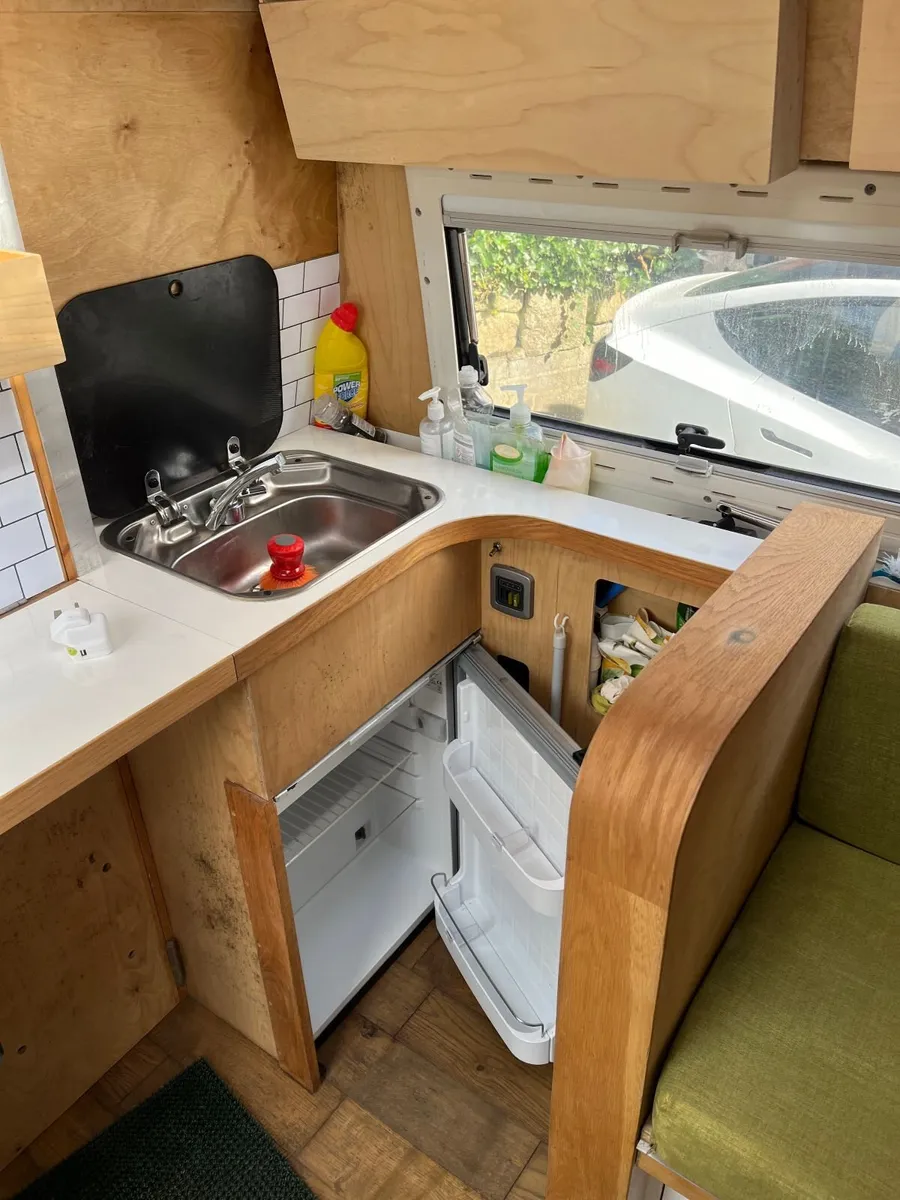 Camper Van - Image 2
