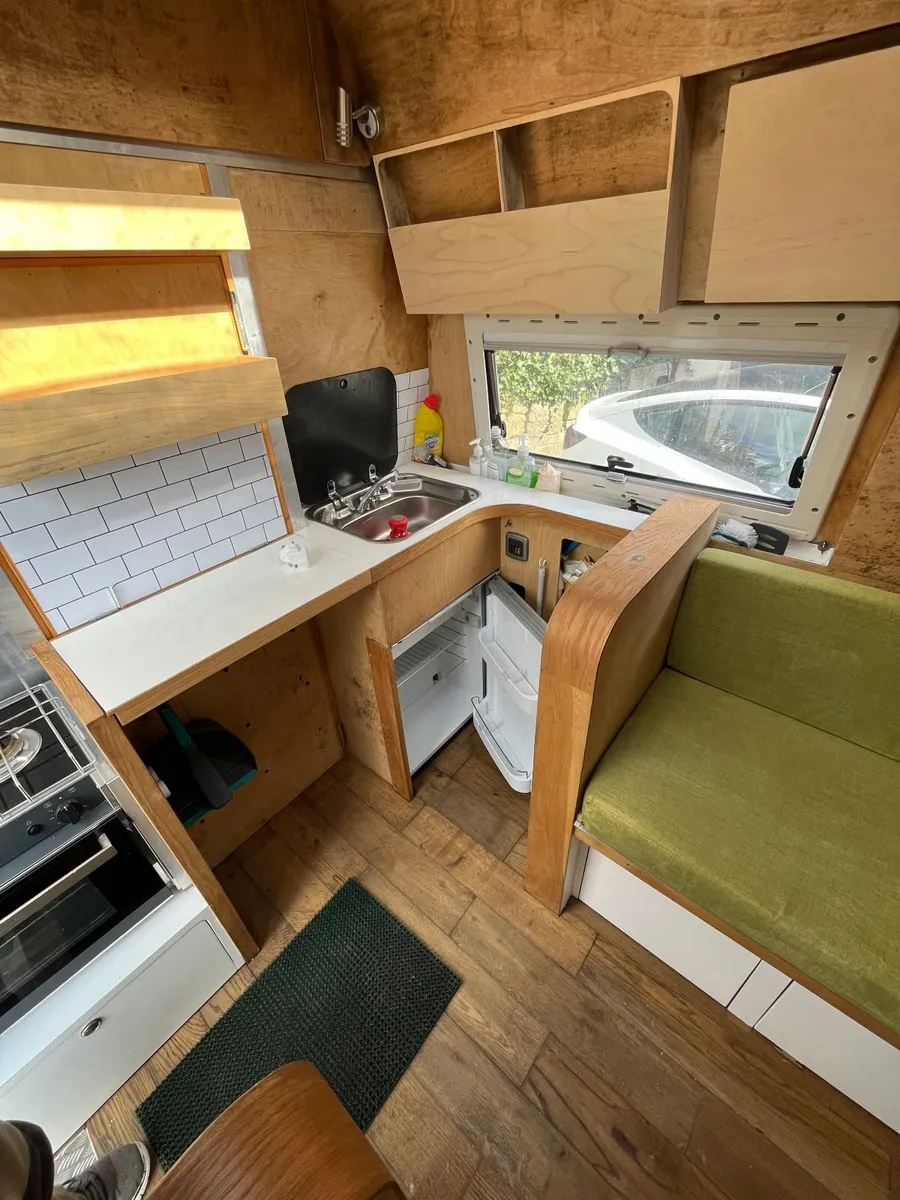 Camper Van - Image 3