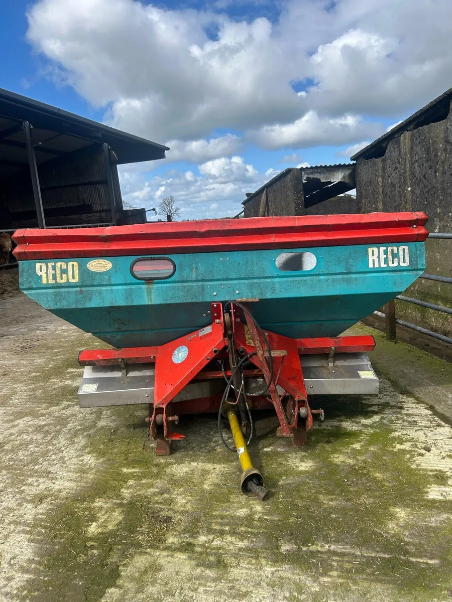 2 Tonne Manure shaker - Image 1