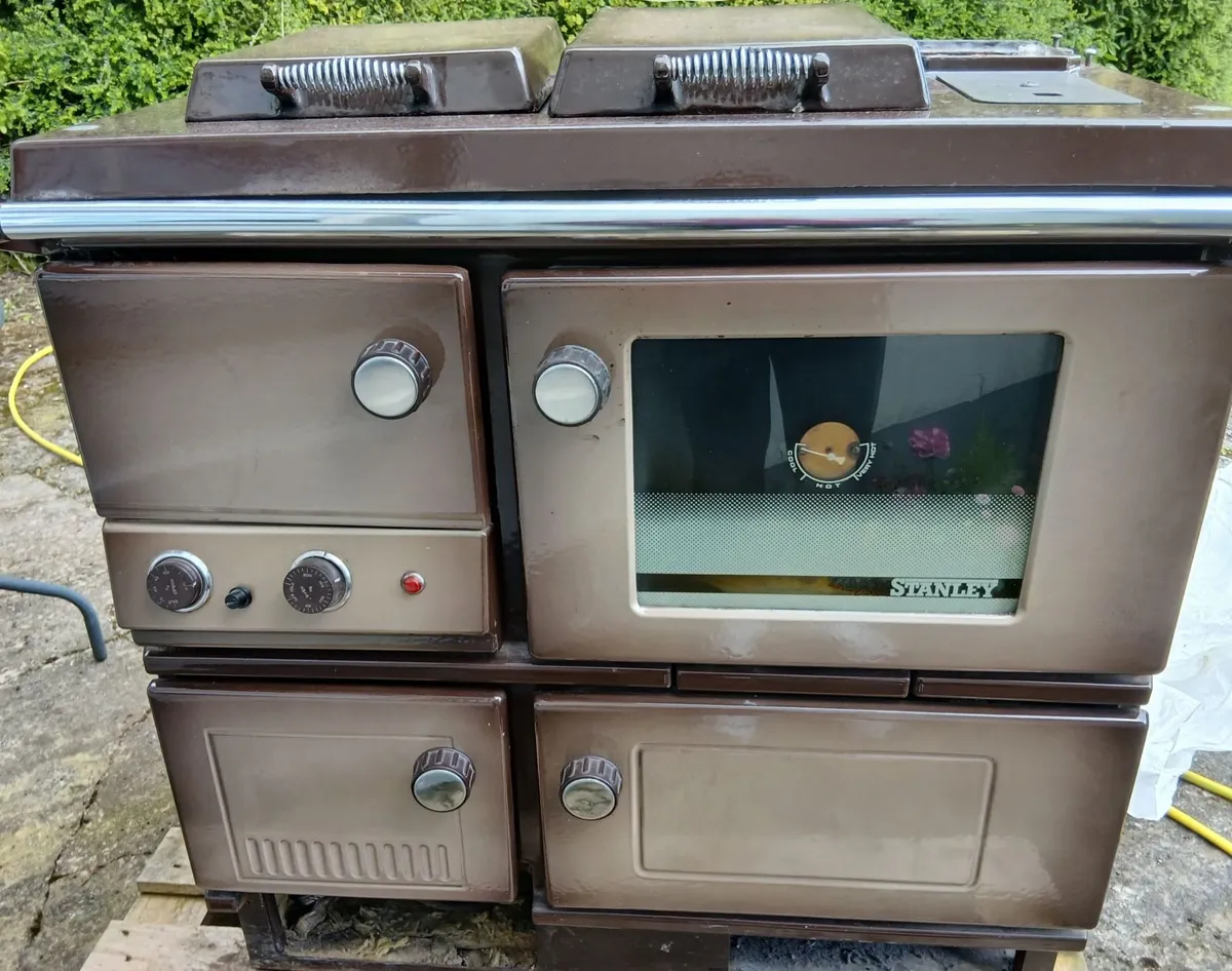 Stanley oil cooker - Image 1