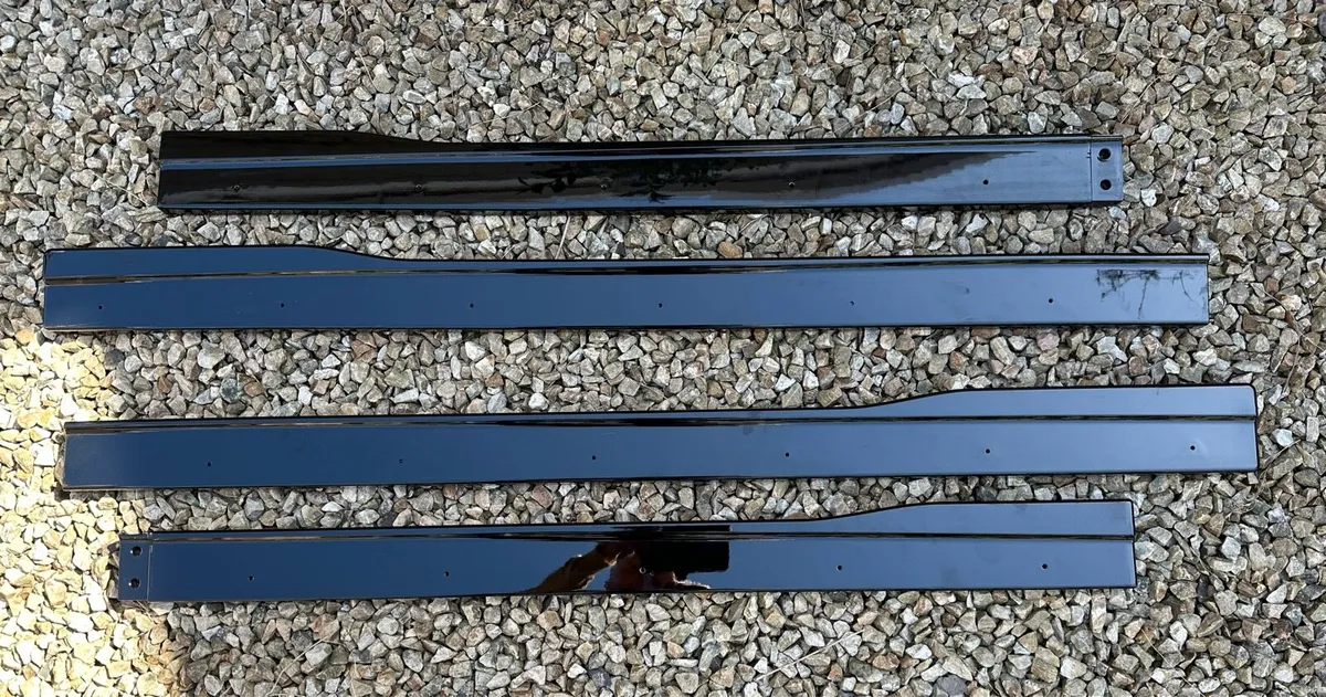 VOLKSWAGEN TRANSPORTER T7 2025 + SWB SIDE SPLITTER - Image 1