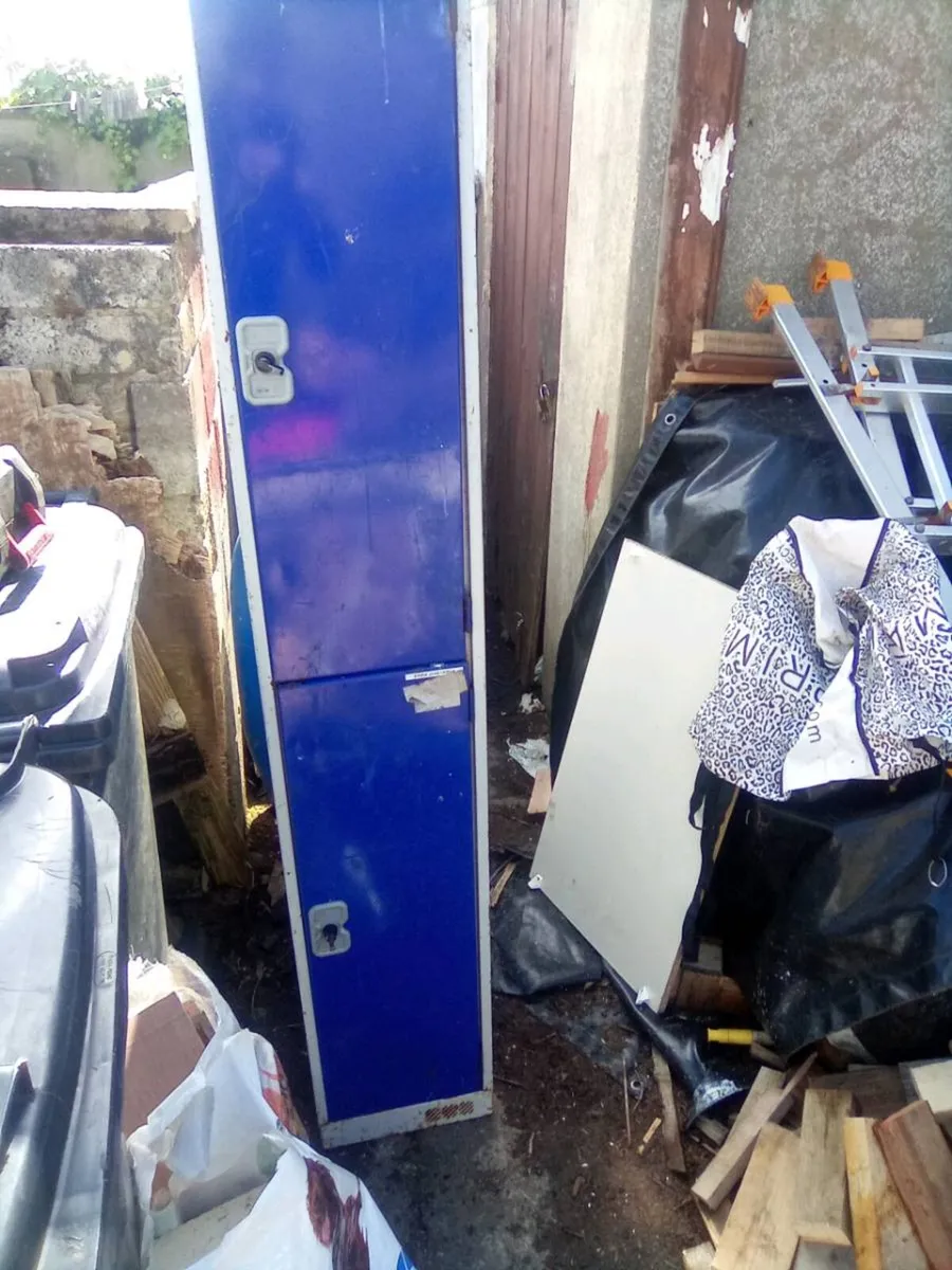 Still.  Pres - Image 3