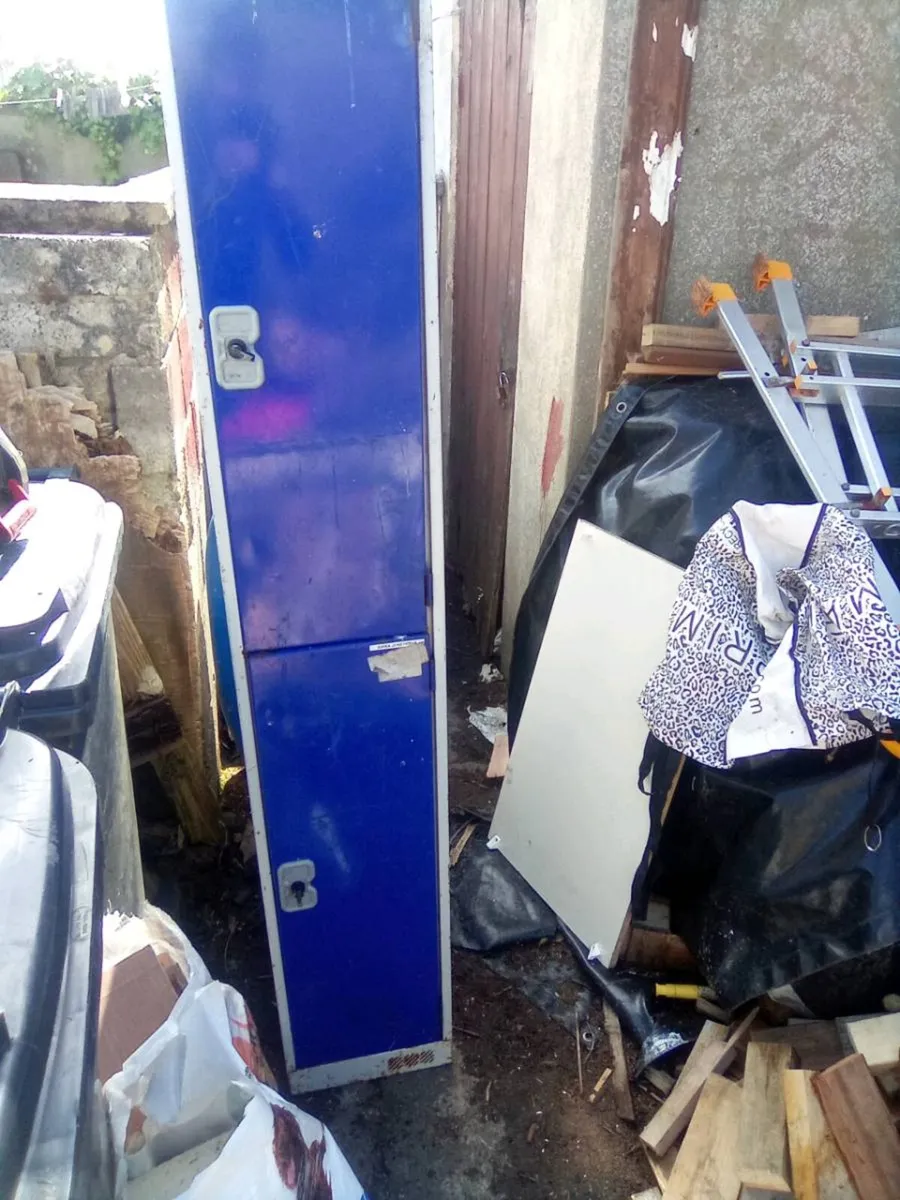 Still.  Pres - Image 4