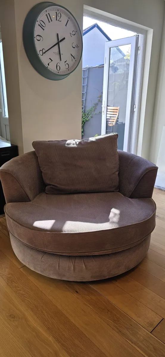 Harvey Norman Swivel chair - Image 2