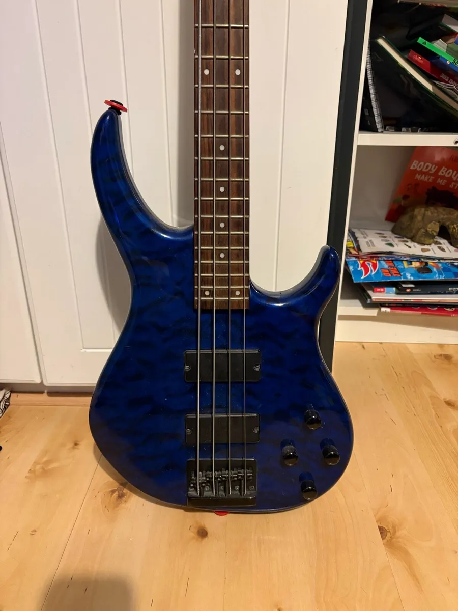 Crafter 4 string electric bass - Image 1