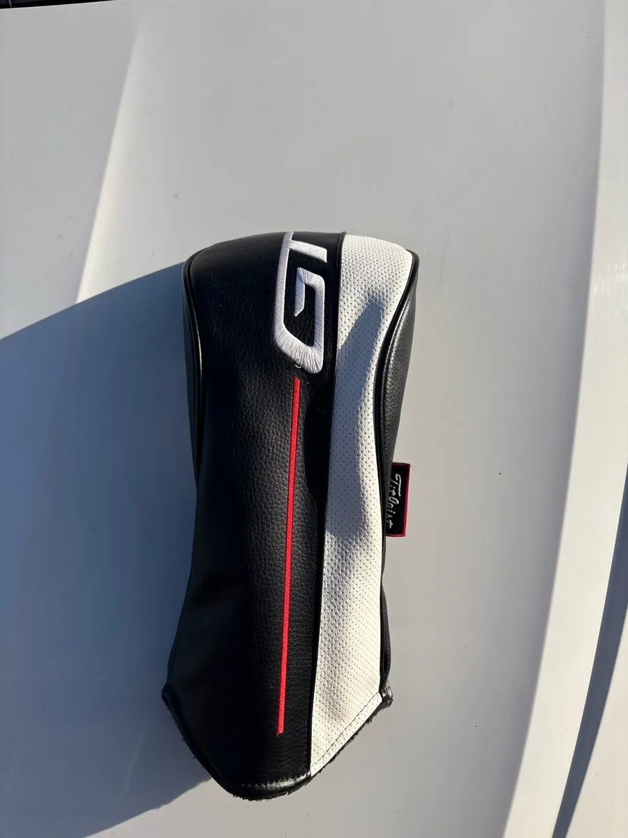 Titleist gt 2 driver head - Image 1