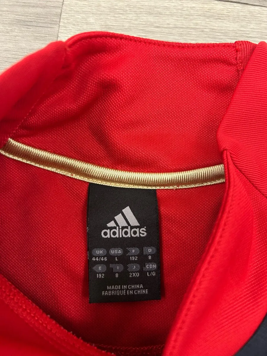 Vintage 2011 Adidas Munster Rugby Sweatshirt - Image 4