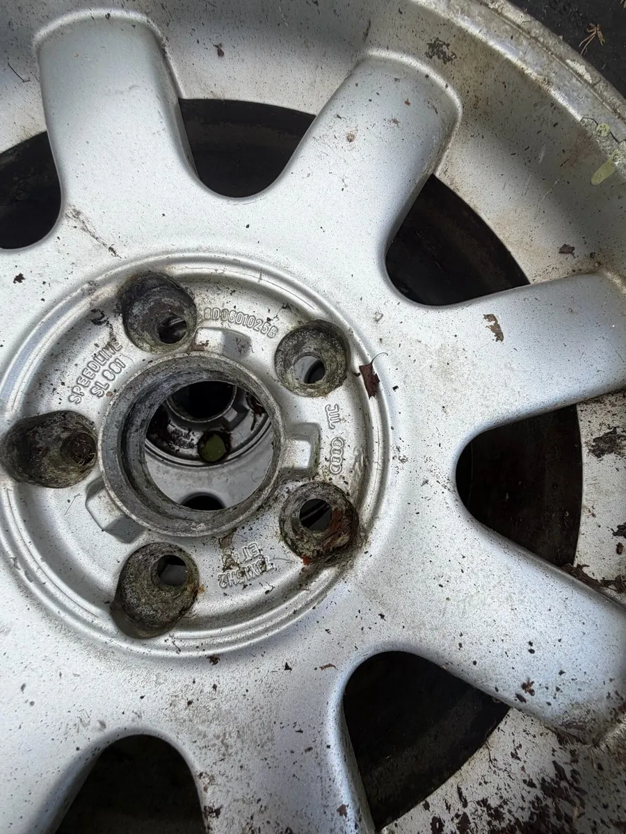 Genuine Audi Alloy Wheels (Set) – 5x112 - Image 3