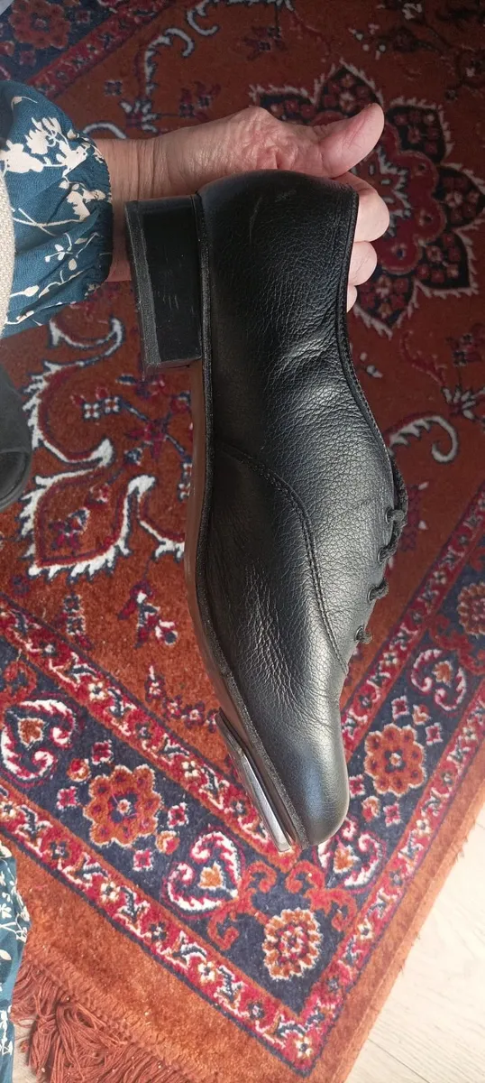 Leather Irish dancing shoes - Image 1