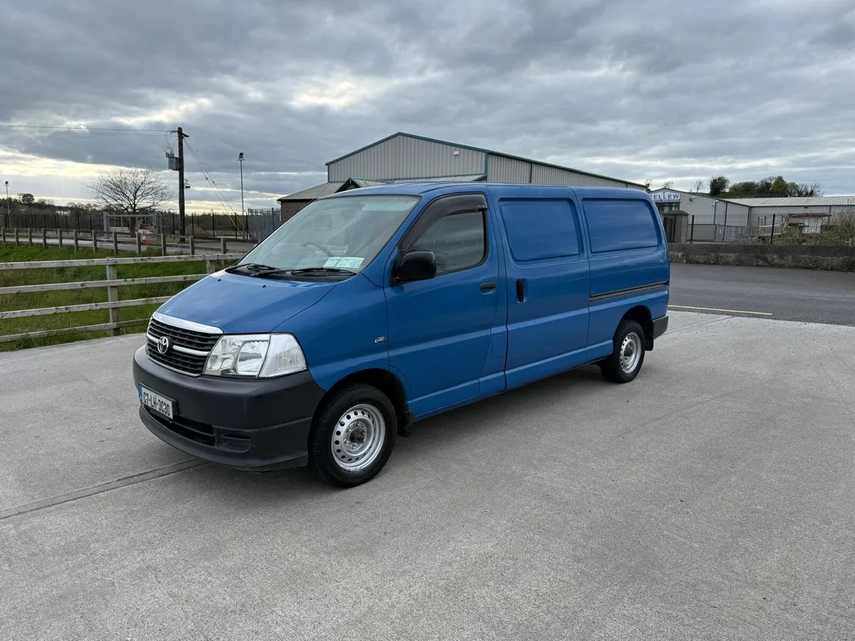 2007 toyota hiace, tested until 03/2027,,,4750 - Image 2