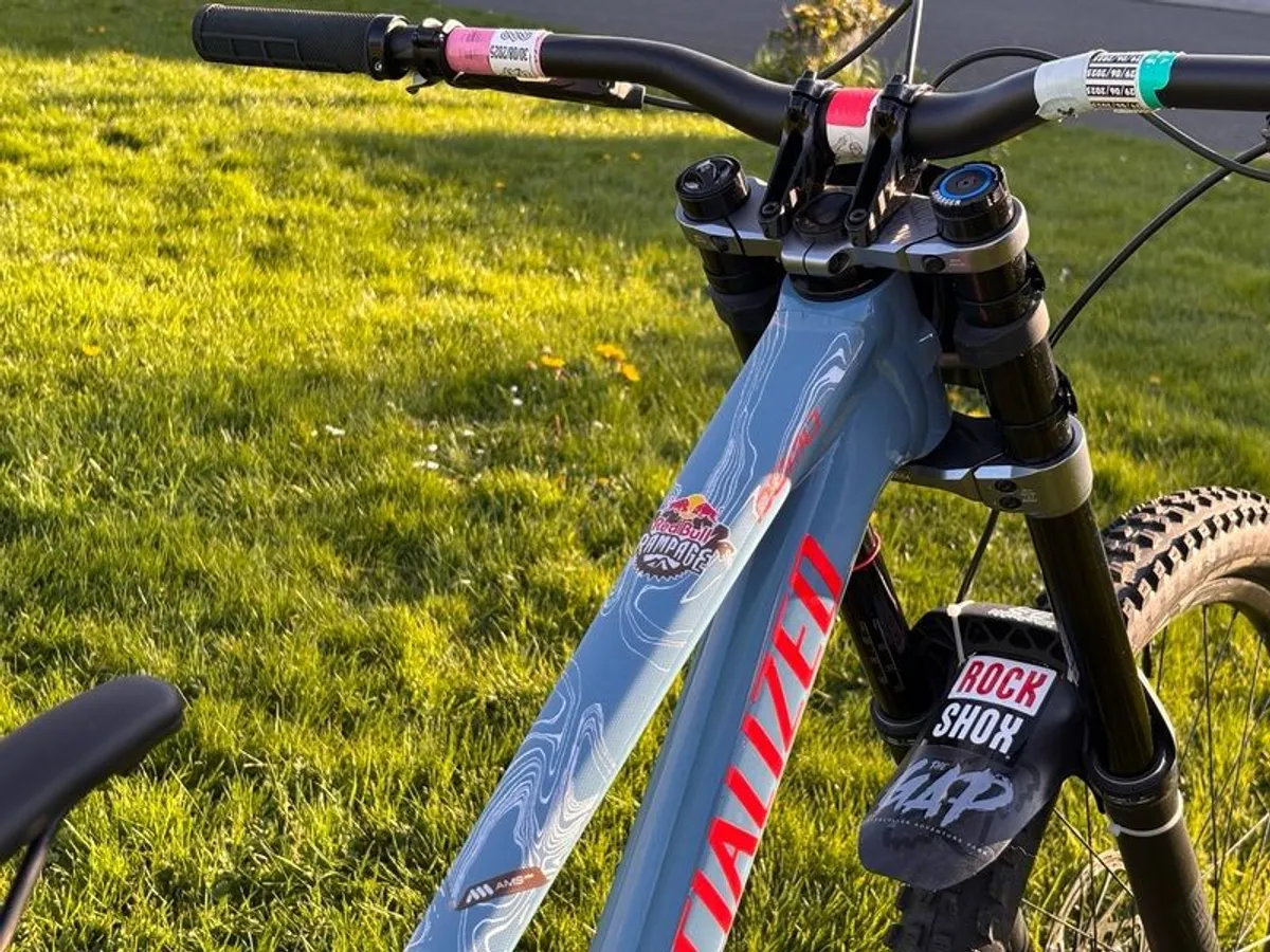 mountain bike specialised demo expert - Image 4