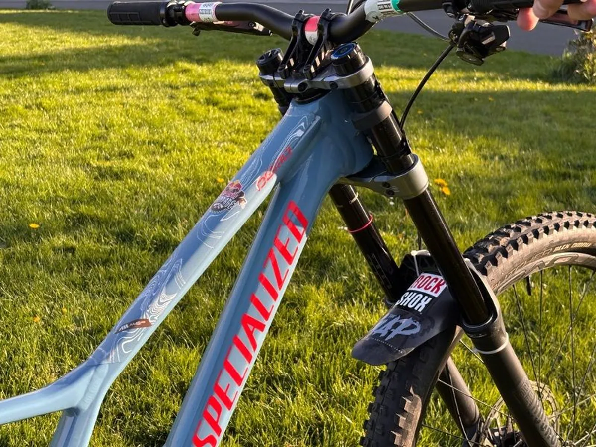 mountain bike specialised demo expert - Image 3